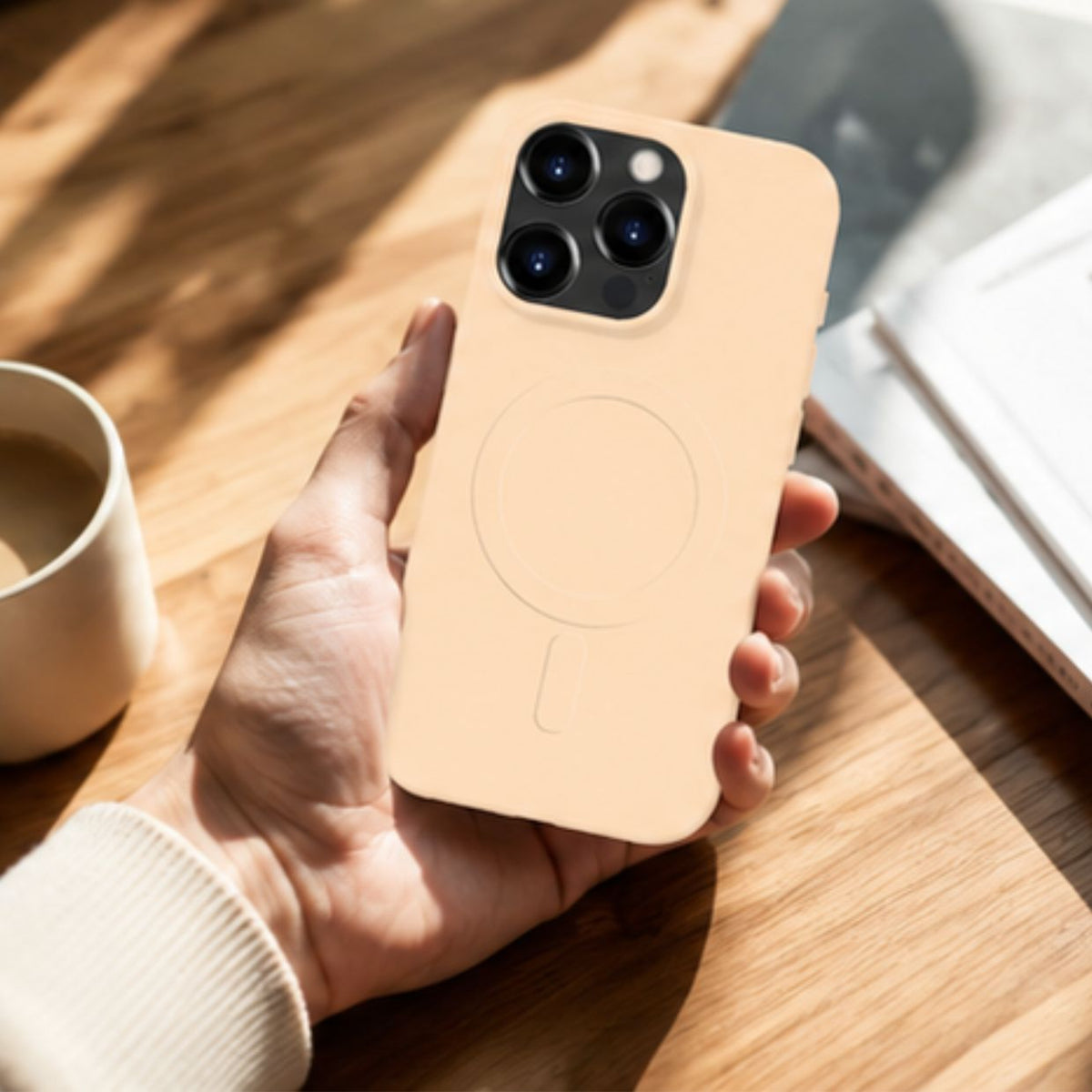 Cellect iPhone 16 Pro Max mágneses szilikon tok