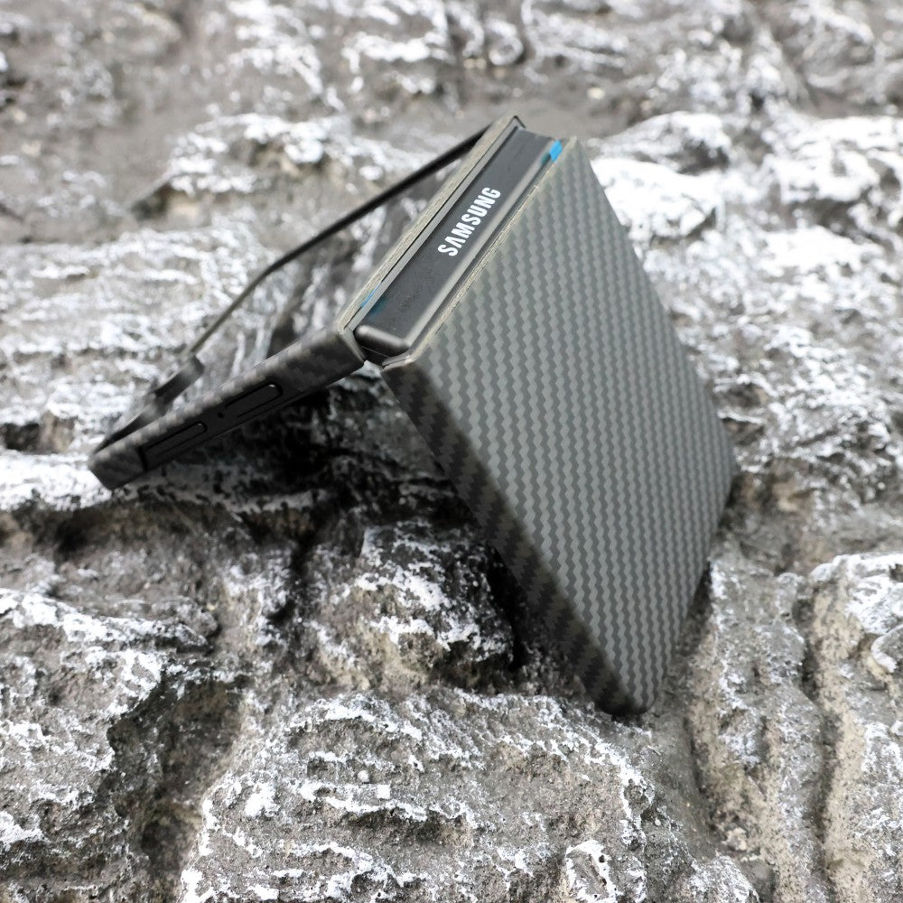 Mágneses aramid karbon tok, Samsung Z Flip 7