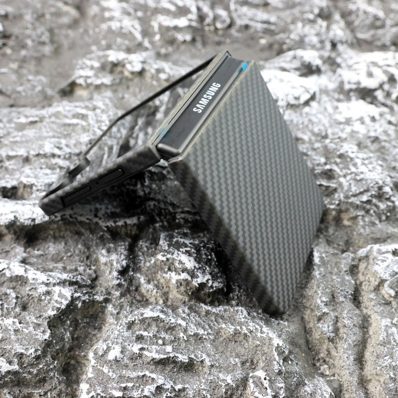 Mágneses aramid karbon tok, Samsung Z Flip 7