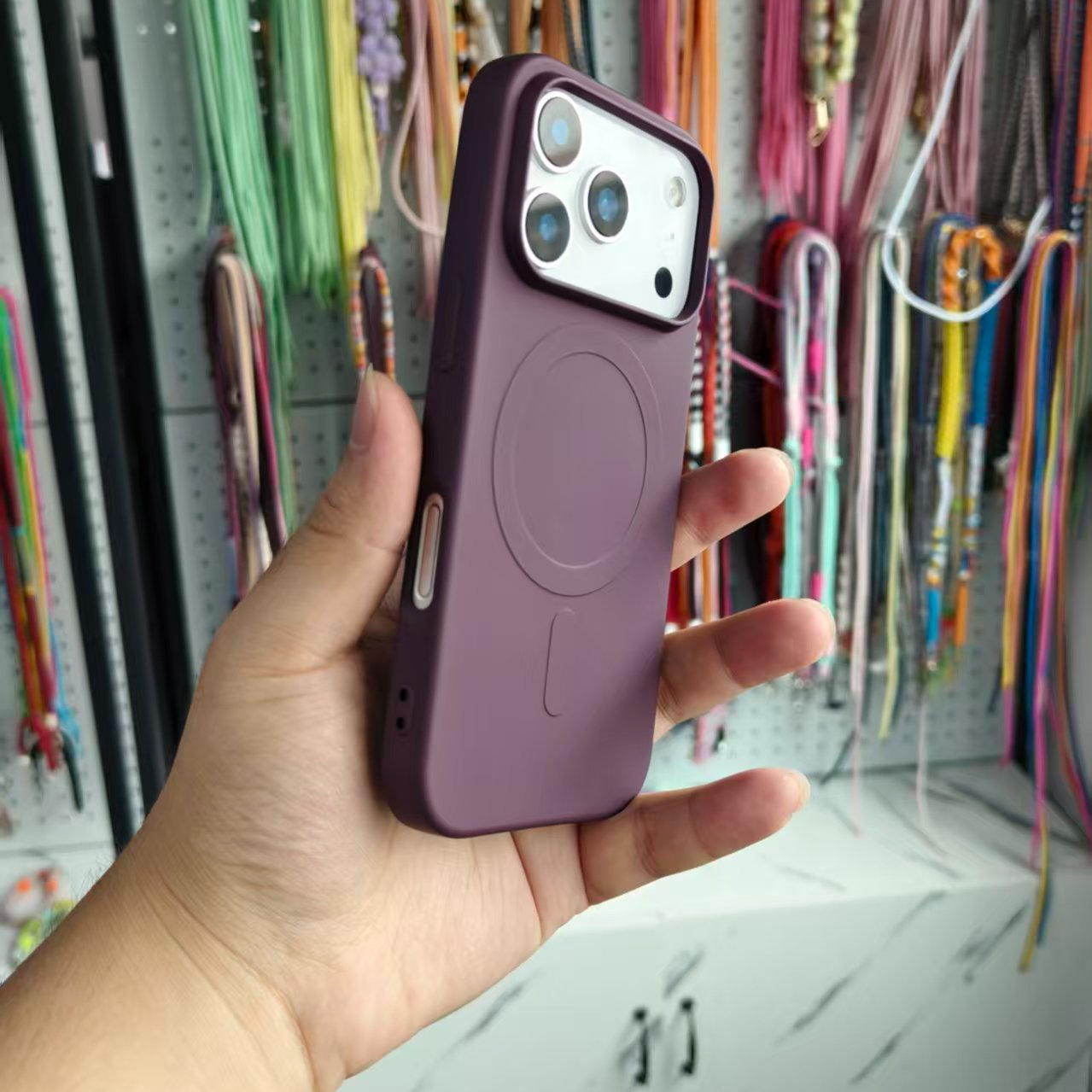 Cellect iPhone 18 Pro Max mágneses szilikon tok